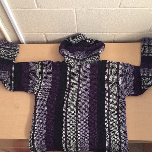 Baja poncho - Picture 2 of 2